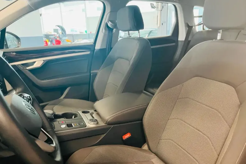 Volkswagen Touareg din 2023 cu 8.900 km - oferta VOL149616 - foto 8