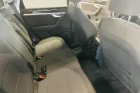 Volkswagen Touareg din 2023 cu 8.900 km - oferta VOL149616 - foto 12