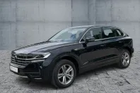 Volkswagen Touareg din 2022 cu 77.448 km - oferta VOL149617 - foto 1
