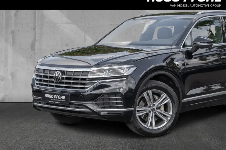 Volkswagen Touareg din 2022 cu 70.400 km - oferta VOL149618 - foto 3