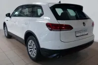 Volkswagen Touareg din 2022 cu 83.110 km - oferta VOL149619 - foto 3