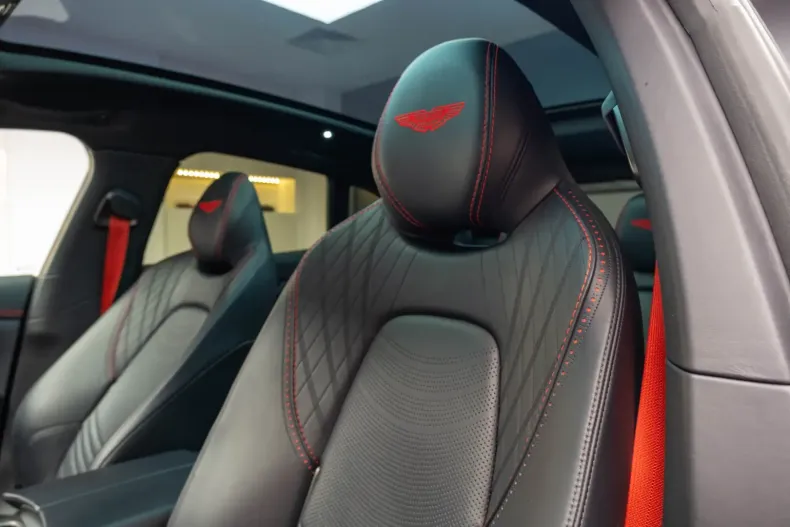 Aston Martin DBX din 2023 cu 31.500 km - oferta AST149620 - foto 12