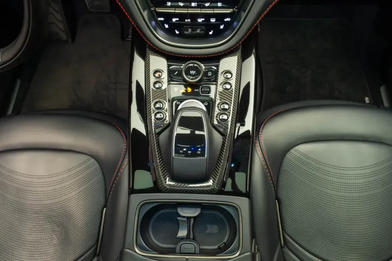 Aston Martin DBX din 2023 cu 31.500 km - oferta AST149620 - foto 22