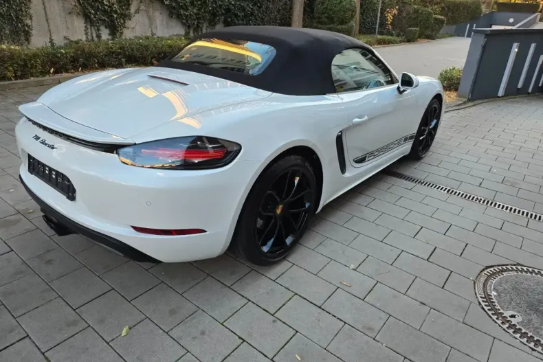 Porsche Boxster din 2024 cu 25.000 km - oferta POR149622 - foto 7