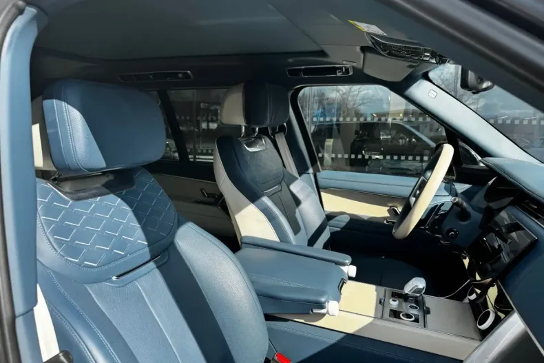 Land Rover Range Rover din 2023 cu 25.500 km - oferta LAN149625 - foto 10