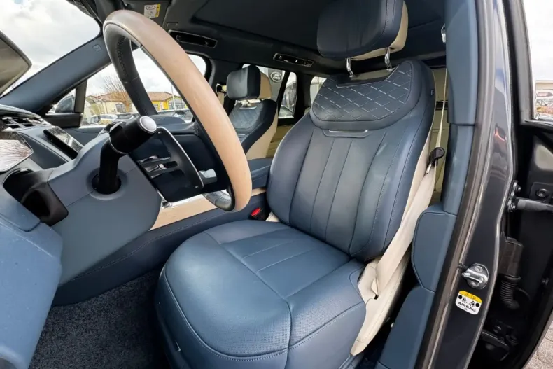 Land Rover Range Rover din 2023 cu 25.500 km - oferta LAN149625 - foto 11