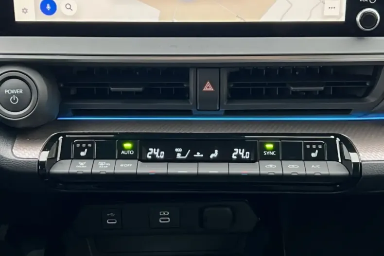 Toyota Prius din 2023 cu 12.000 km - oferta TOY149631 - foto 12