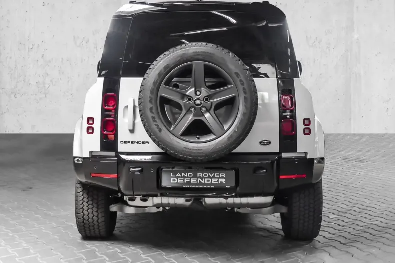 Land Rover Defender din 2023 cu 26.250 km - oferta LAN149651 - foto 7