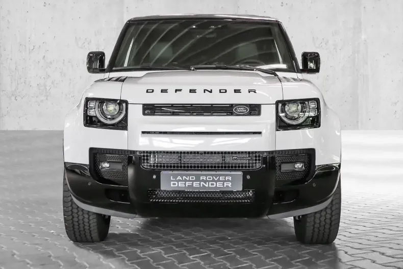 Land Rover Defender din 2023 cu 26.250 km - oferta LAN149651 - foto 8