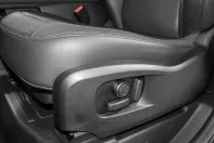 Land Rover Defender din 2023 cu 26.250 km - oferta LAN149651 - foto 15