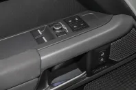 Land Rover Defender din 2023 cu 26.250 km - oferta LAN149651 - foto 16