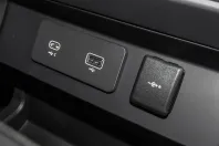 Land Rover Defender din 2023 cu 26.250 km - oferta LAN149651 - foto 17