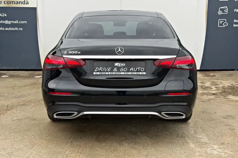Mercedes-Benz E 300 din 2022 cu 77.050 km - oferta MER149652 - foto 11