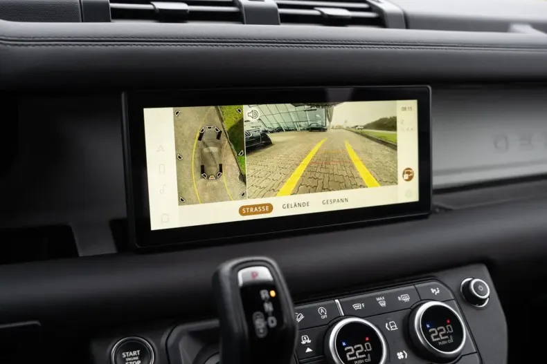 Land Rover Defender din 2024 cu 19.700 km - oferta LAN149654 - foto 11