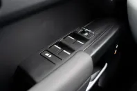 Land Rover Defender din 2024 cu 19.700 km - oferta LAN149654 - foto 17