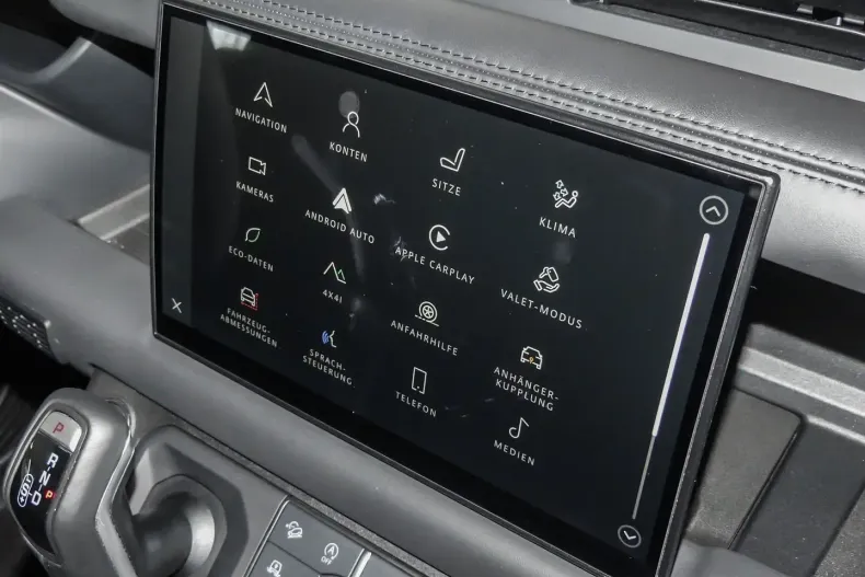 Land Rover Defender din 2023 cu 46.972 km - oferta LAN149656 - foto 12