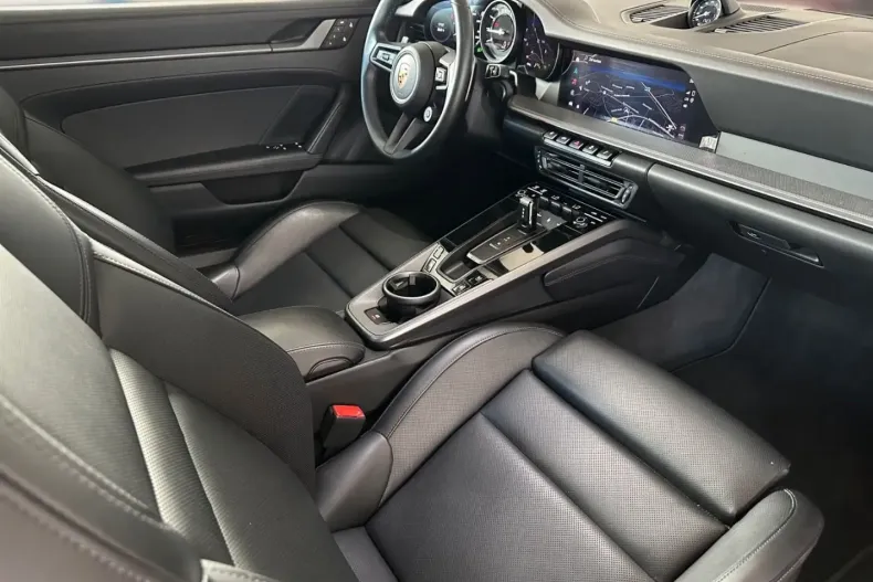 Porsche 911 din 2024 cu 31.000 km - oferta POR149672 - foto 9