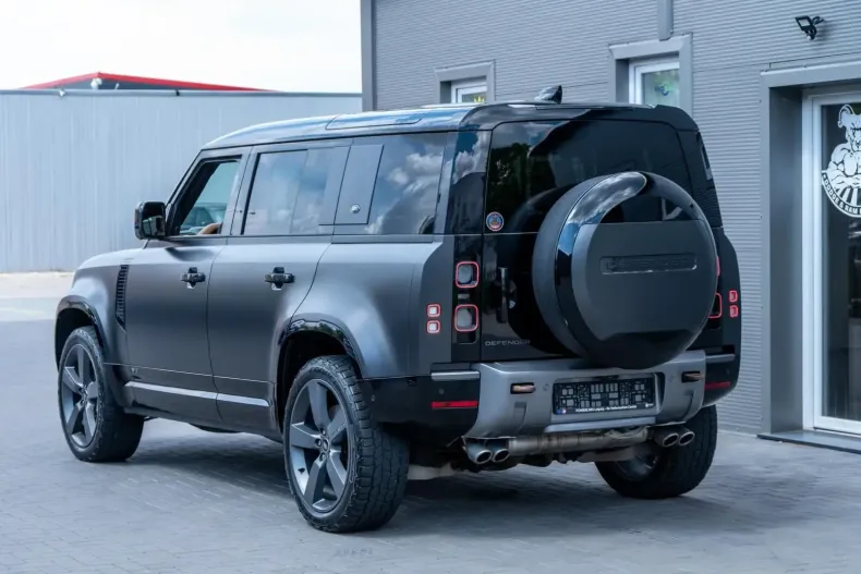 Land Rover Defender din 2023 cu 73.650 km - oferta LAN149674 - foto 7