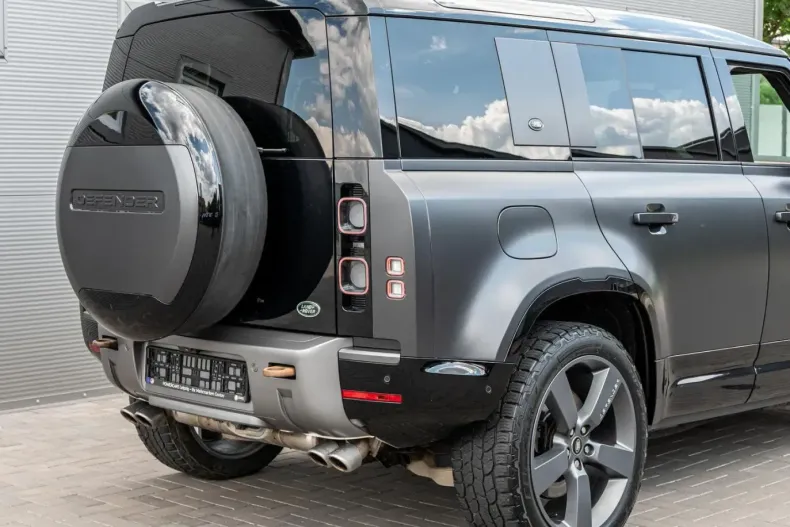 Land Rover Defender din 2023 cu 73.650 km - oferta LAN149674 - foto 8