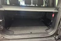 Land Rover Defender din 2023 cu 39.500 km - oferta LAN149676 - foto 15