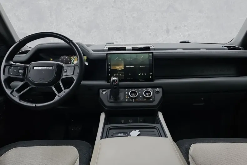 Land Rover Defender din 2023 cu 38.600 km - oferta LAN149680 - foto 5