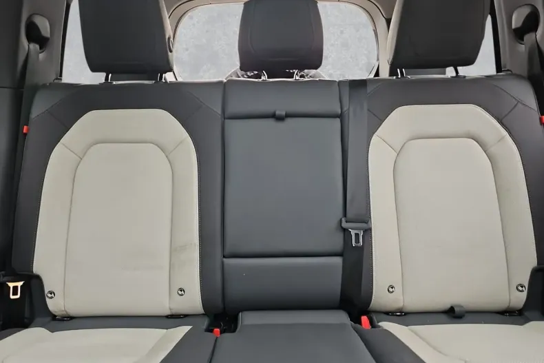 Land Rover Defender din 2023 cu 38.600 km - oferta LAN149680 - foto 11