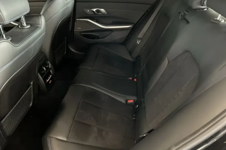 BMW 320 din 2023 cu 47.294 km - oferta BMW149694 - foto 10