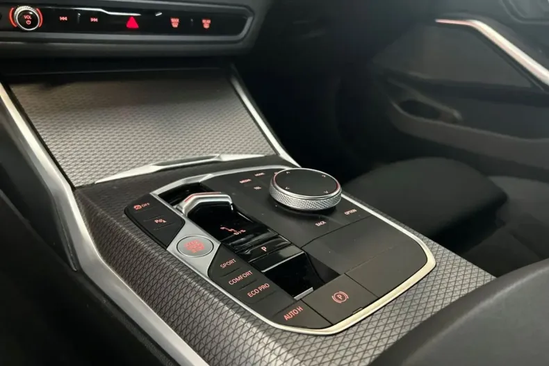 BMW 320 din 2023 cu 47.294 km - oferta BMW149694 - foto 11