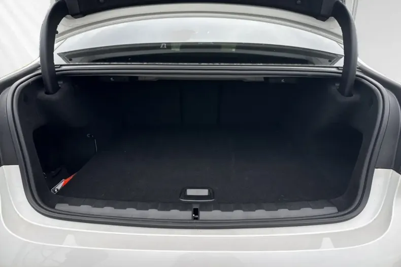 BMW 320 din 2024 cu 18.200 km - oferta BMW149695 - foto 15