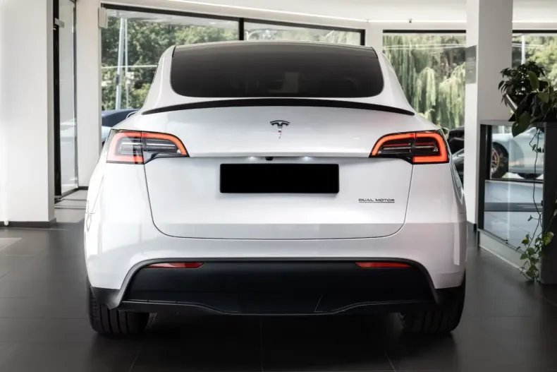 Tesla Model Y din 2025 cu 17.000 km - oferta TES149696 - foto 4