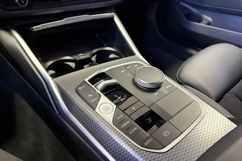 BMW 320 din 2022 cu 58.800 km - oferta BMW149701 - foto 23