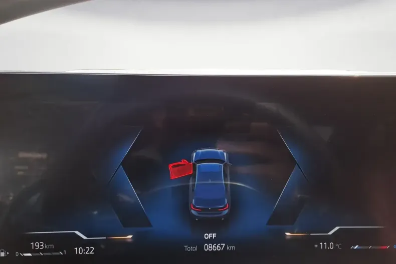 BMW 318 din 2024 cu 8.661 km - oferta BMW149703 - foto 8