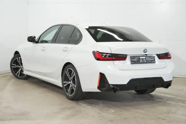 BMW 318 din 2024 cu 13.700 km - oferta BMW149716 - foto 2