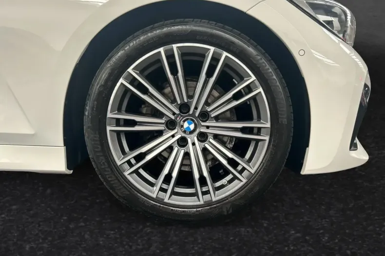 BMW 318 din 2022 cu 46.950 km - oferta BMW149721 - foto 4