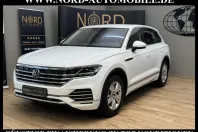 Volkswagen Touareg din 2022 cu 76.879 km - oferta VOL149755 - foto 4