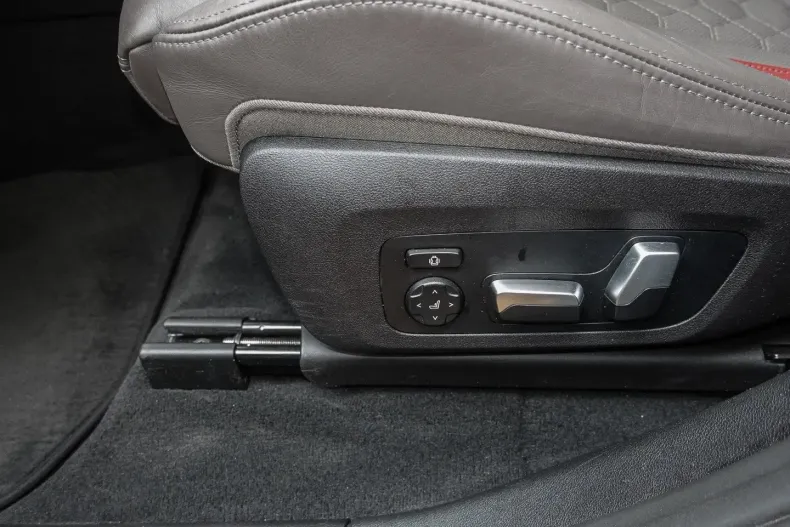 BMW X4 M din 2021 cu 68.892 km - oferta BMW149773 - foto 16