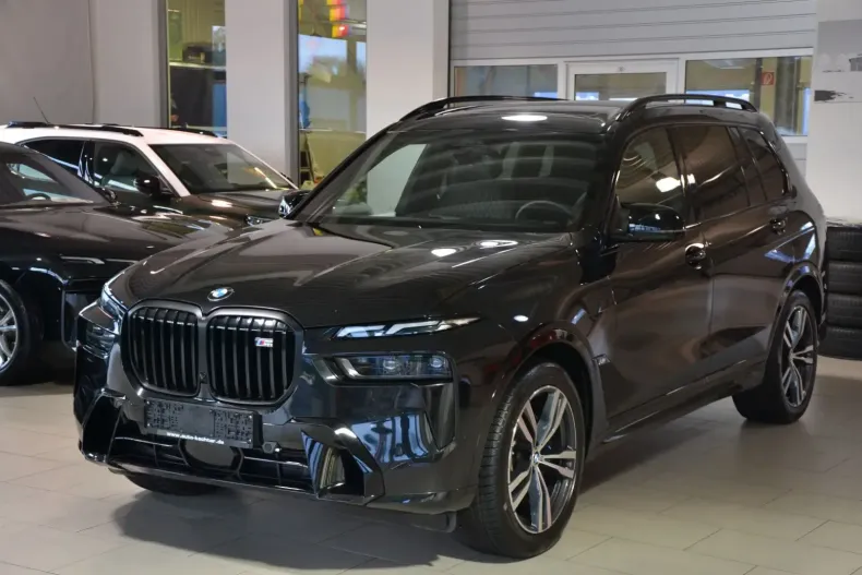 BMW X7 M60 din 2025 cu 24.200 km - oferta BMW149776 - foto 1