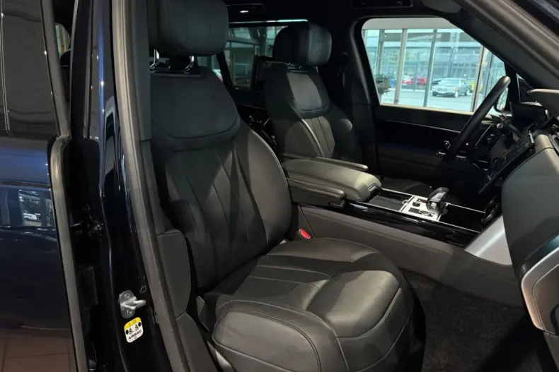 Land Rover Range Rover din 2023 cu 18.050 km - oferta LAN149785 - foto 14