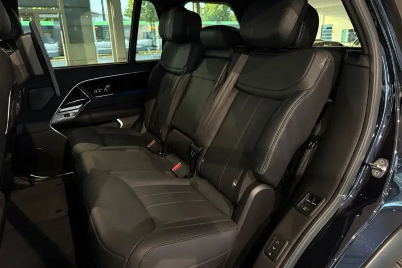 Land Rover Range Rover din 2023 cu 18.050 km - oferta LAN149785 - foto 22