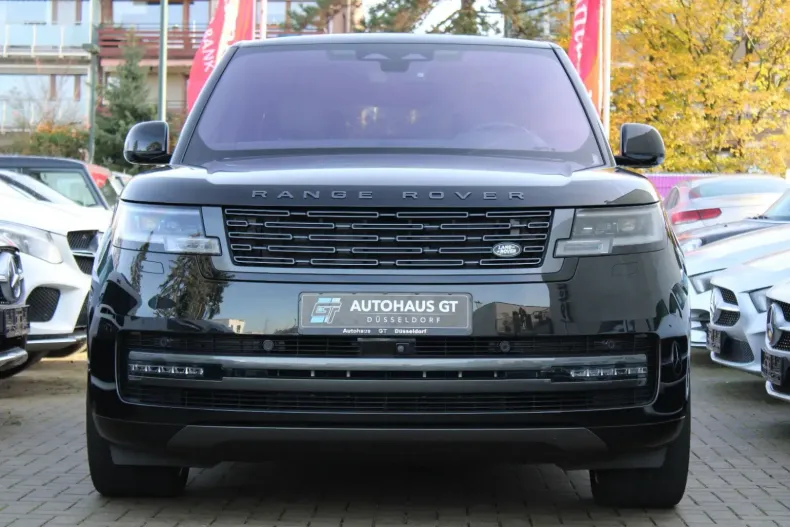 Land Rover Range Rover din 2023 cu 39.869 km - oferta LAN149786 - foto 9