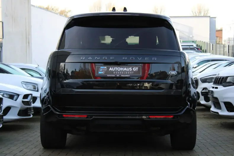 Land Rover Range Rover din 2023 cu 39.869 km - oferta LAN149786 - foto 11