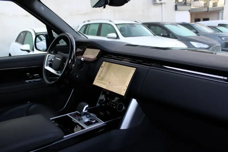 Land Rover Range Rover din 2023 cu 39.869 km - oferta LAN149786 - foto 16