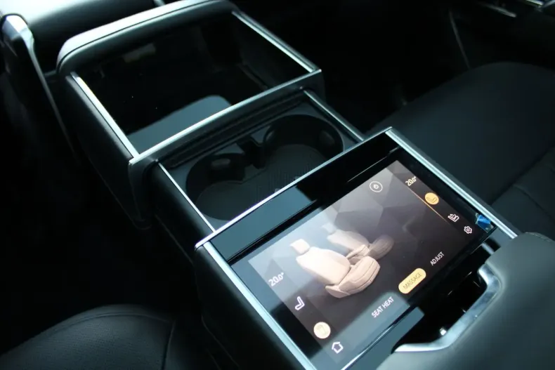 Land Rover Range Rover din 2023 cu 39.869 km - oferta LAN149786 - foto 24