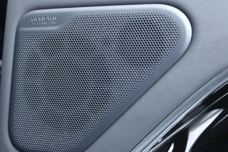 Land Rover Range Rover din 2023 cu 39.869 km - oferta LAN149786 - foto 30