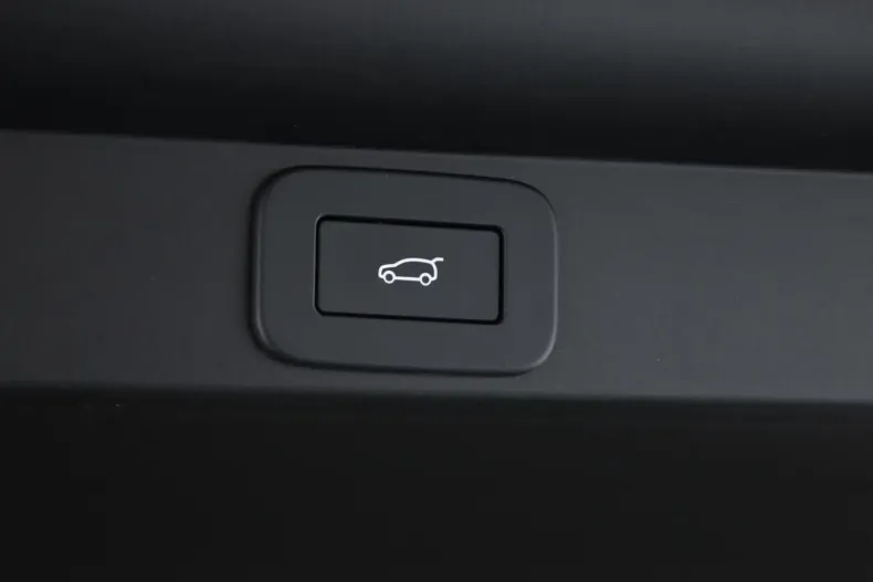 Land Rover Range Rover din 2024 cu 31.000 km - oferta LAN149787 - foto 7