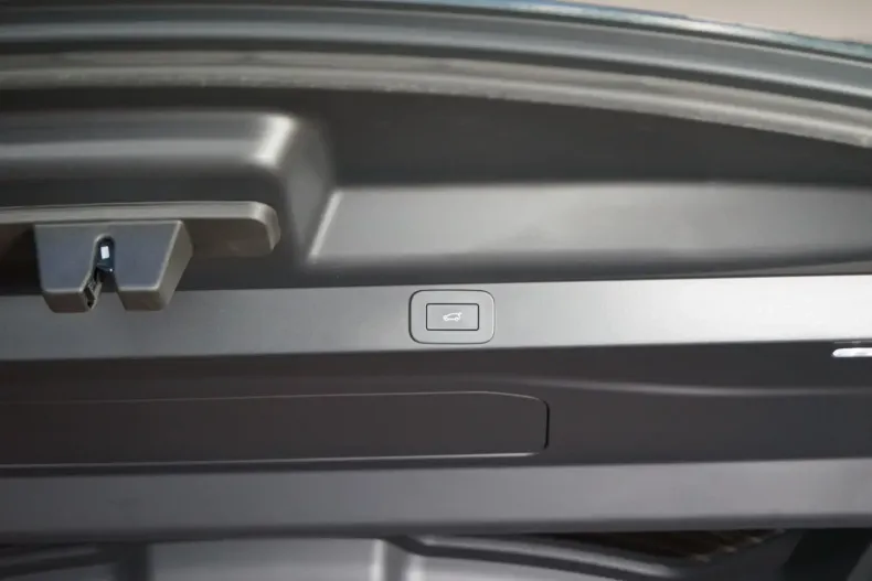 Land Rover Range Rover din 2023 cu 63.526 km - oferta LAN149790 - foto 17