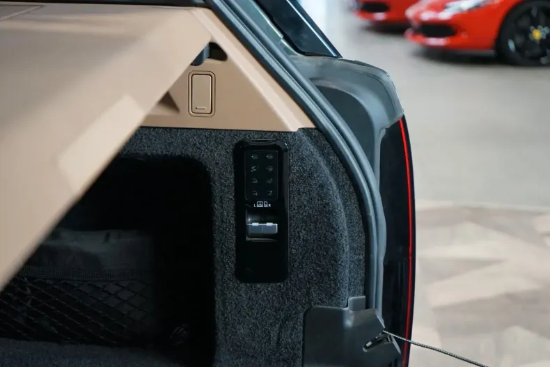 Land Rover Range Rover din 2023 cu 63.526 km - oferta LAN149790 - foto 18