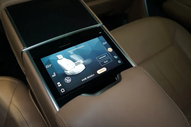 Land Rover Range Rover din 2023 cu 63.526 km - oferta LAN149790 - foto 24