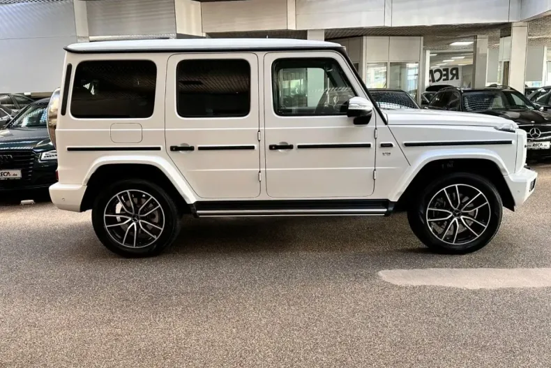 Mercedes-Benz G 500 din 2023 cu 25.199 km - oferta MER149795 - foto 2