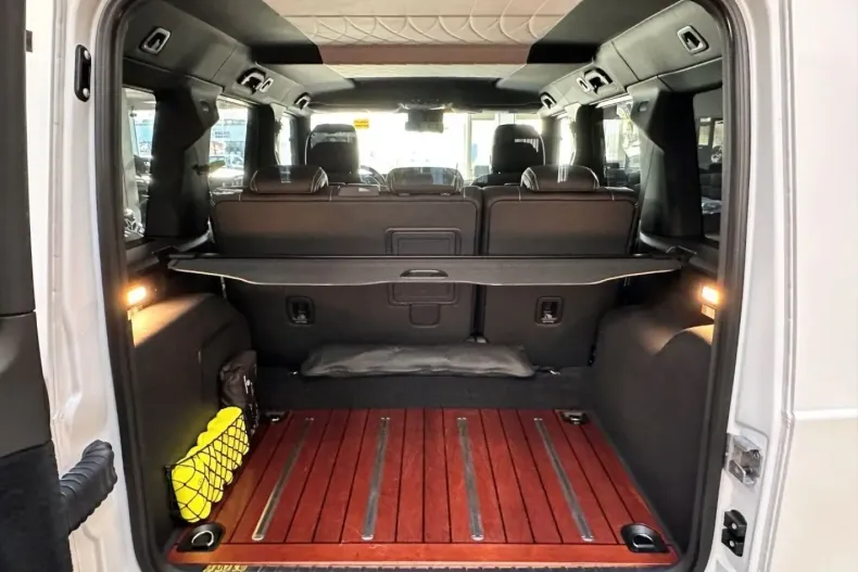 Mercedes-Benz G 500 din 2023 cu 25.199 km - oferta MER149795 - foto 29